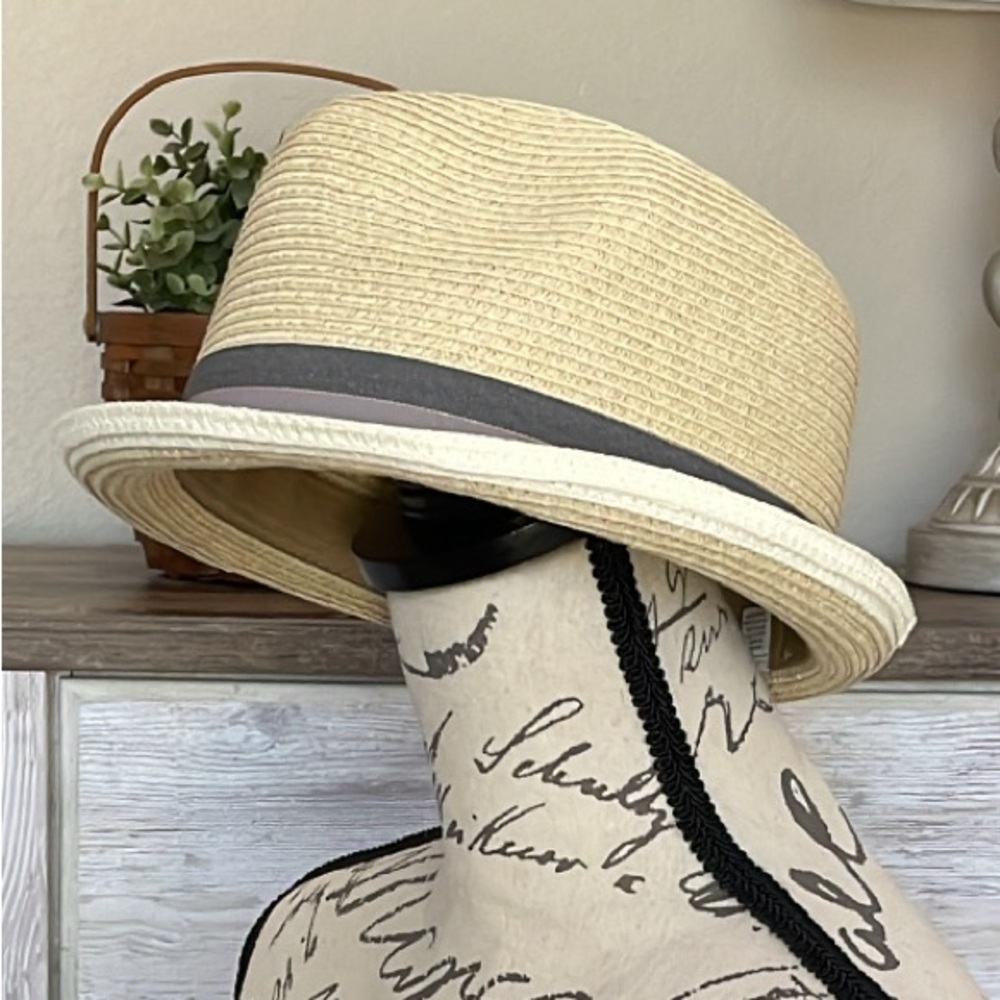 Straw fedora hat
